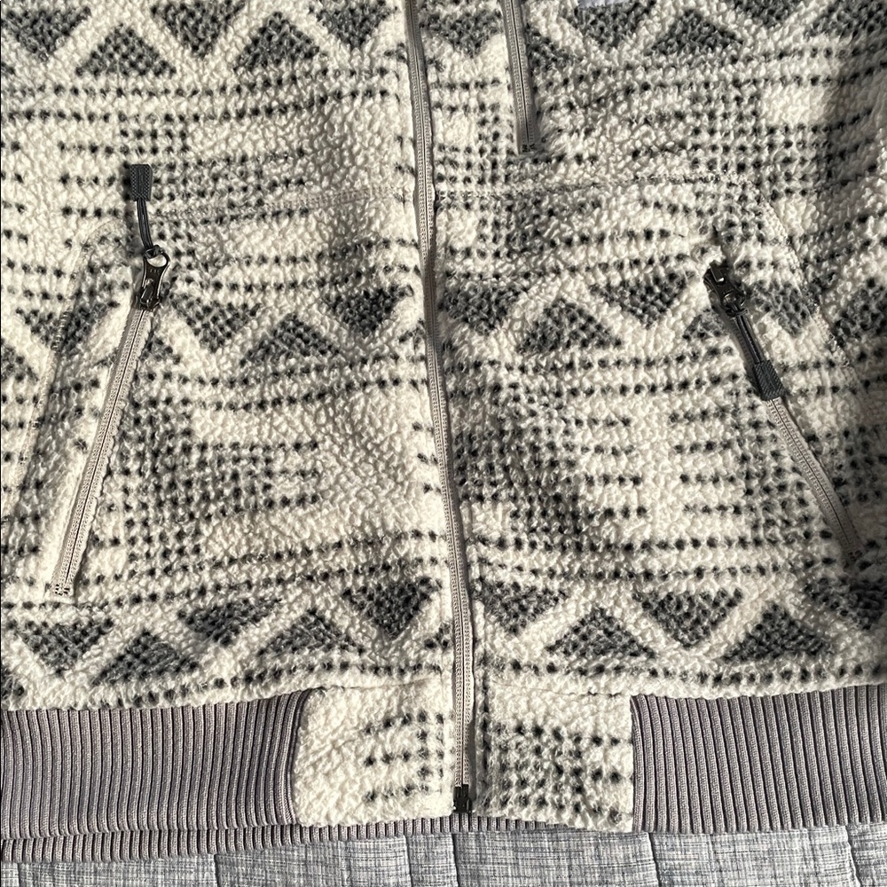 Carhartt Cream and Gray Patterned Womens Fleecw Jacket - Picture 3 of 5
